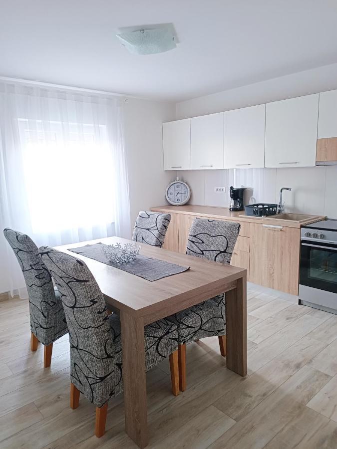 Apartmani Biba Новий Винодольський Екстер'єр фото